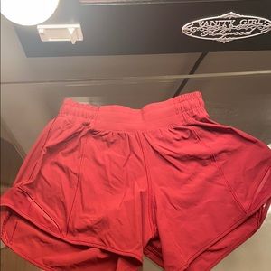 Lululemon Hottie Hot Shorts II